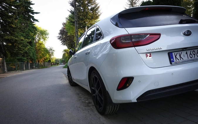Kia Ceed cena 64010 przebieg: 80000, rok produkcji 2019 z Kraków małe 29